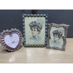 Lots of 3 Frames New